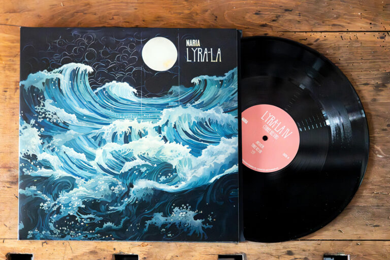 Lyra-La, Vinyl